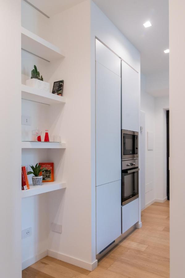 Appartamento Ross Quadrell - Milano Esterno foto
