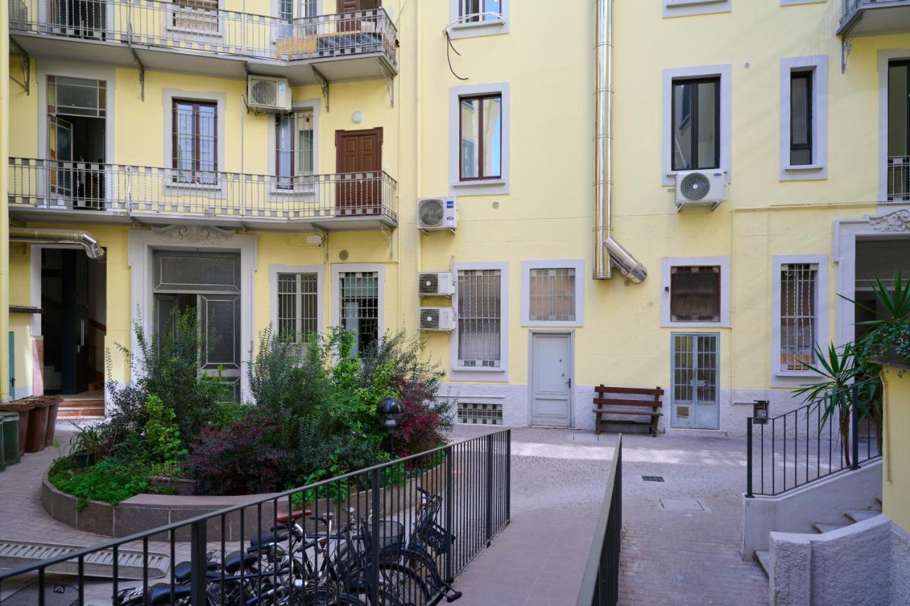 Appartamento Ross Quadrell - Milano Esterno foto